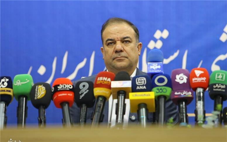 مدیرعامل جدید استقلال: حق نداریم به جای مربی تصمیم بگیریم/ معیار ما رضایت هواداران آبی است