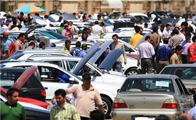 قیمت خودروهای داخلی و وارداتی در آخرین شنبه سال/زمان افزایش قیمت کارخانه‌ای خودرو مشخص شد