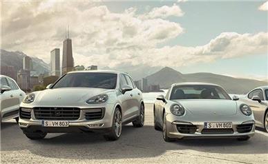 همه چیز درباره اجاره خودروهای لاکچری/ پورشه، بنز و لکسوس ساعتی چند؟