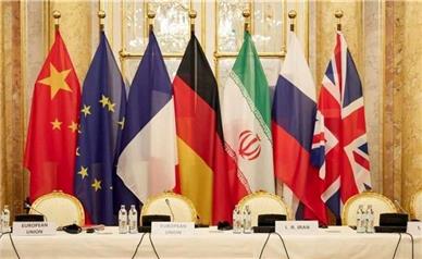 ادعای خبرنگار وال‌استریت ژورنال درباره احتمال تشدید تحریم‌های اتحادیه اروپا علیه ایران