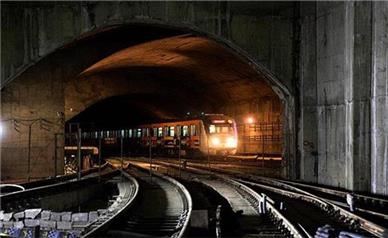 افتتاح بزرگ‌ترین پایانه زیرزمینی قطارهای شهری در اکباتان