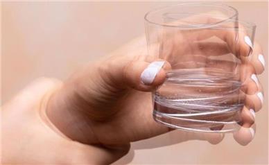 علائمی که نشان می‌دهد پارکینسون دارید