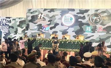 آغاز بزرگترین نمایشگاه تسلیحات پاکستان با حضور هیات نظامی ایران