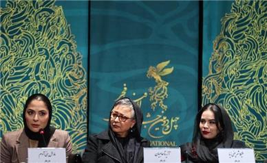 نشست خبری پروین + تصاویری از بازیگران