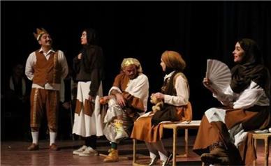 «خاطرات یک دلقک» بعد از اصلاح به جشنواره تئاتر فجر برگشت