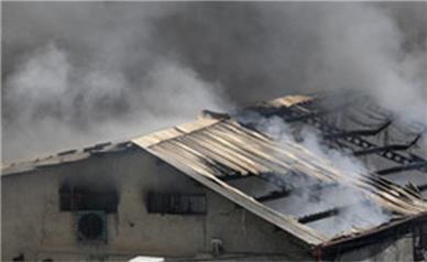 آخرین خبر از آمار مصدومان آتش سوزی در خیابان مولوی