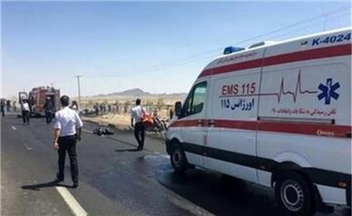 مصدومیت ١۶ نفر بر اثر تصادف در کرمانشاه