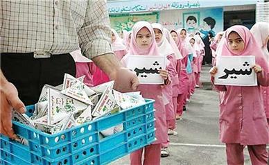 توزیع شیر در مدارس در حال اجراست