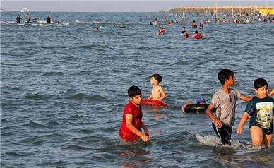 ممنوعیت شنا در سواحل دریای خزر در سه روز آینده