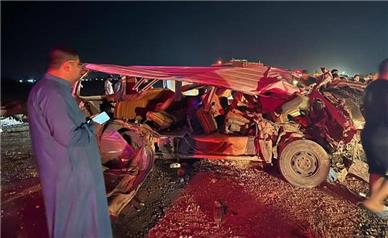 ۱۹ کشته در تصادف دو دستگاه ونِ حامل زائران ایرانی در عراق