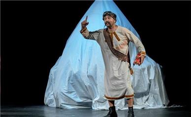 بازیگر سریال «قورباغه» با یک اثر نمایشی به تئاتر بازگشت!