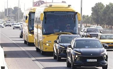 اتوبوس یاران رونالدو در تهران: رنگ زرد با لوگوی النصر
