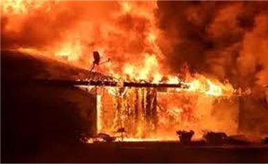 جزئیاتِ آتش سوزی وحشتناک در یک مدرسه در اهواز