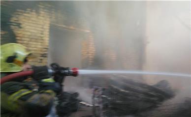 آتش سوزی کارگاه تشک سازی بدون مصدوم مهار شد