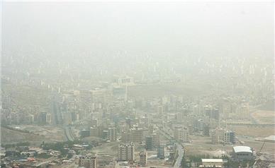 تداوم آلودگی هوای تهران/ احتمال تعطیلی مدارس در روز چهارشنبه ۲۹ آذرماه