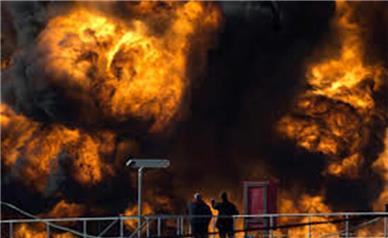 پالایشگاه‌های نفت اسرائیلی حیفا در آتش مقاومت اسلامی عراق