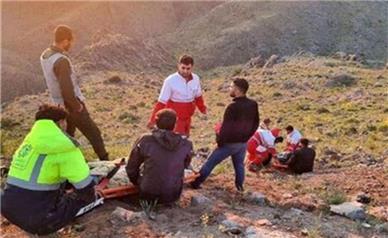 حادثه مرگبارِ سقوط گردشگران از ارتفاعات اشتهارد