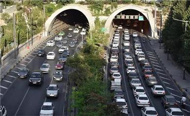 تهران خلوت است/ مراقب باشید تصادف نکنید