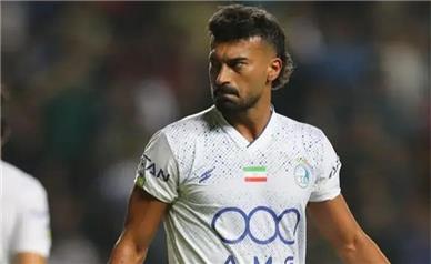 نقل و انتقالات داغ زمستانی استقلال: بار دیگر قرمز پوش می‌شود؟