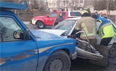 تصادف شدید خودروی نیسان و سرویس مدرسه