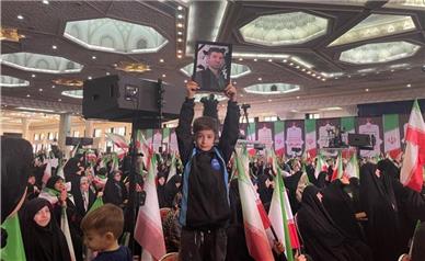 حاشیه نوشتی بر مراسم چهلم شهدای امنیت