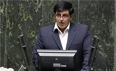 کاهش مشوق‌ها جذابیت مناطق آزاد را کم کرده است / اخذ مالیات و افزایش هزینه‌ها، سفر به کیش و قشم را کاهش می‌دهد