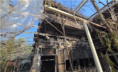 آتش‌سوزی ساختمان اداری یک بیمارستان در بزرگراه نیایش