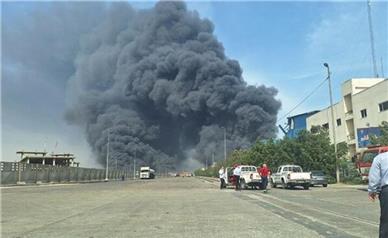 آتش سوزی انبار نفت شهران کامل مهار شد