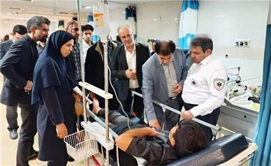 مسمومیت ۵۰ نفر در یک تالار خوی