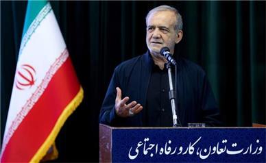 توضیحاتی در مورد ایراد پزشکیان به سیستم اداری در اردبیل