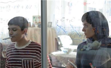 «زن و بچه» یک روز قبل از اکران عمومی، میلیاردی شد