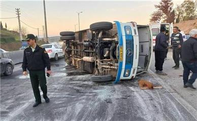حادثه رانندگی در پارس‌آباد ۲۶ مصدوم و یک فوتی داشت