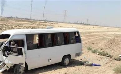 مصدومیت ۱۲ زائر بر اثر واژگونی خودرو ون در عراق +جزئیات