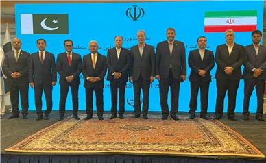 نتایج حضور وزیر پاکستانی در ایران؛ از تامین60درصد کسری گوشت مورد نیاز کشور تا افزایش صادرات