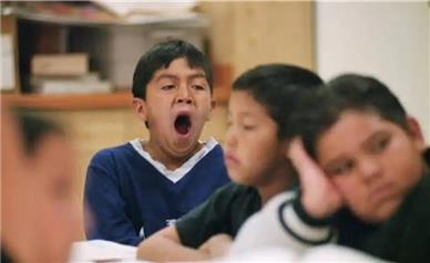 بهترین ساعت شروع مدرسه چه ساعتی‌ست؟