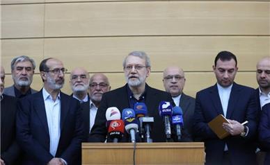 چرا لاریجانی به لبنان رفت؟