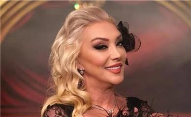 خواننده معروف ترکیه از بالکن خانه اش سقوط کرد