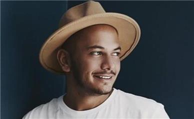 اشوان: ۹۰ درصد کارهایم سلیقه‌ی خودم نیست!