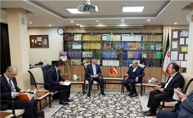 در دیدار مشاور رهبر انقلاب با سفیر چین چه گذشت؟