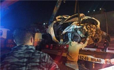 تصادف پژو 206 در بزرگراه حکیم/ 2 جوان جان باختند