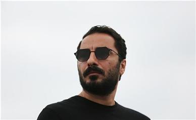 نوید محمدزاده: اول، آخر، وطن، عشق، ایران