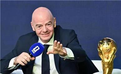 برگزاری بازی‌های لیگ خارج از کشور