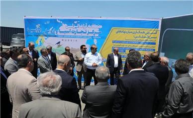 بازدید اعضای اجلاس نقش آفرینی اتاق‌های بازرگانی کشور از بندر کاسپین