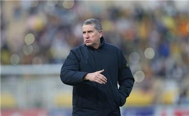 سرمربی پیشین پرسپولیس برای مهار مسی راهکار داد