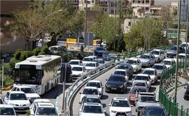 ترافیک سنگین تهران و قوانین جدید مدارس در آستانه شروع تحصیلی