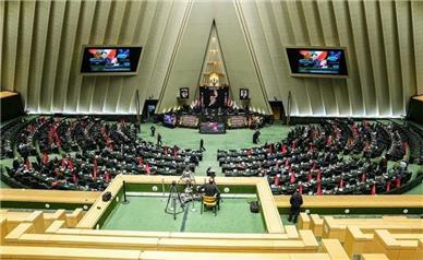 جلسات مجلس با حضور یک‌چهارم نمایندگان در صحن برگزار می‌شود