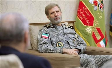 سرلشکر حاتمی: اجازه ندادیم رؤیای دشمن محقق شود