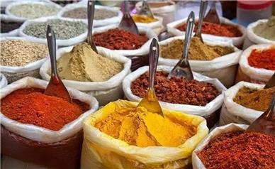 افزایش چشمگیر قیمت ادویه‌ها؛ زردچوبه در صدر لیست گرانی