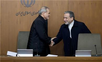 عراقچی پیشنهاد امریکایی‌ها را به پزشکیان تقدیم کرد